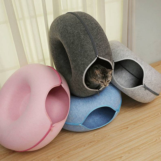 Four Seasons Saatavilla Cat Round Felt Pet Nest